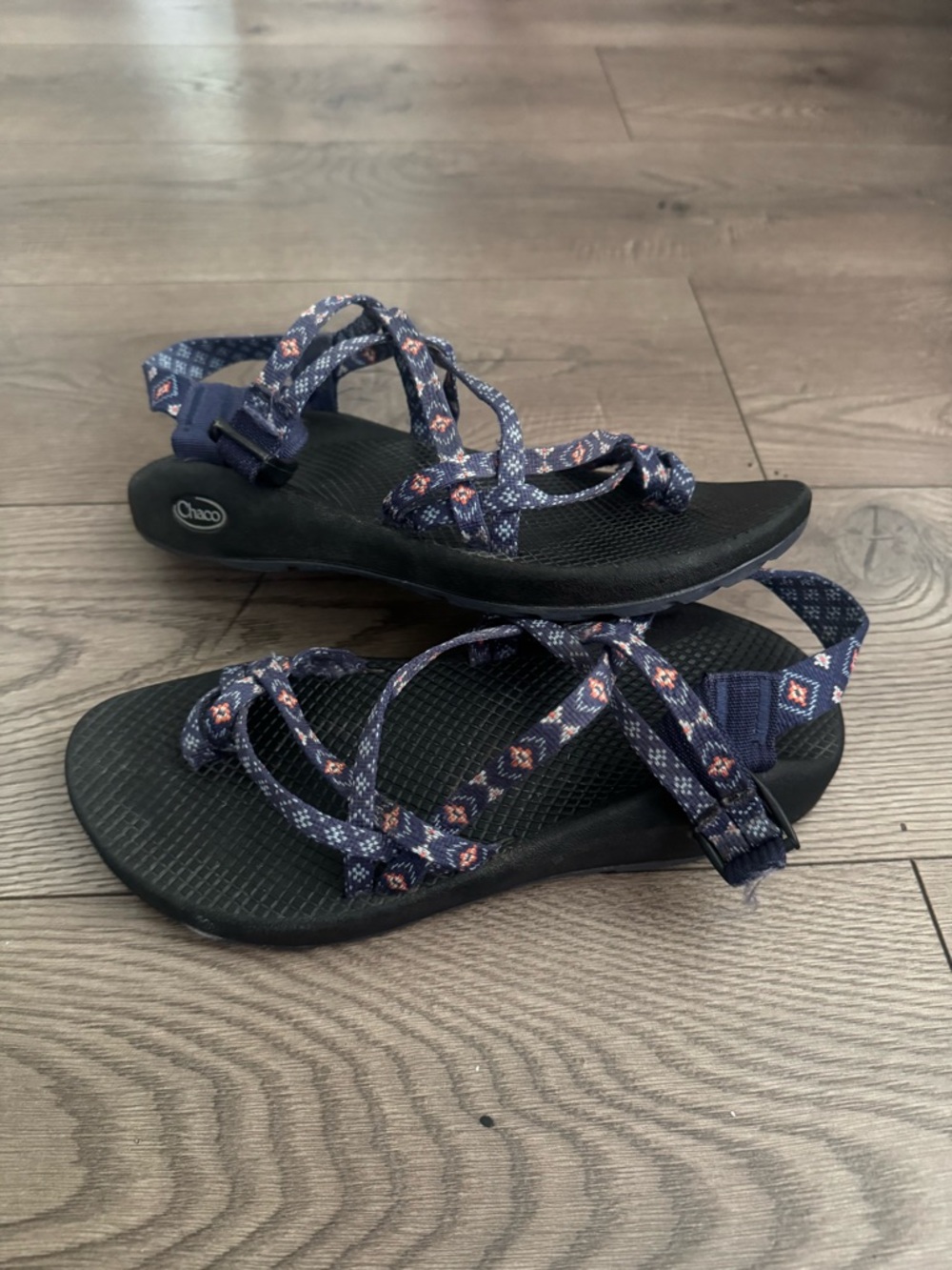 Chaco Women's Strappy Sandal Navy with Coral Accents Size 10